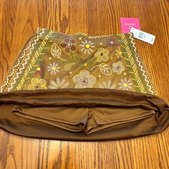 Amy Byer NWT Floral Brown Skort Size L - Picture 3 of 3
